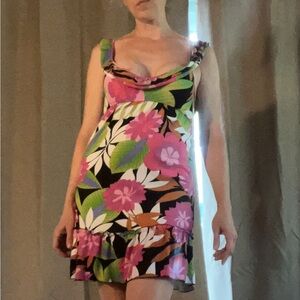 Vintage backless floral dress.  Stretchy & comfy - made from…
